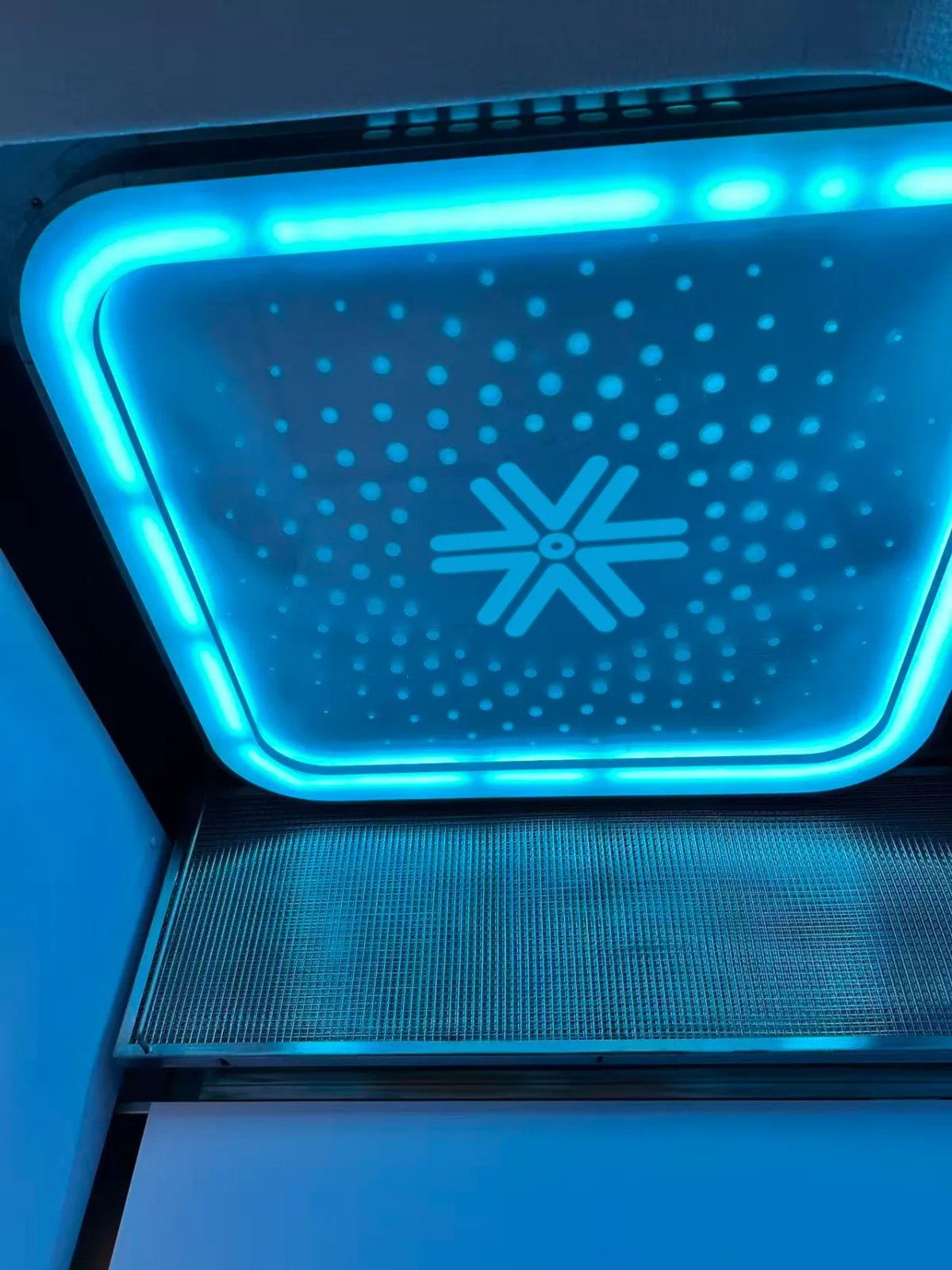 LED lighting inside the XR Cryo Kiosk chamber
